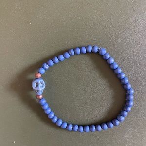 BEAUTIFUL BLUE SKULL STACKING BEADED BRACELET